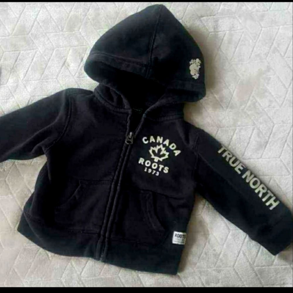 Roots Baby full zip sweater 6-12 months